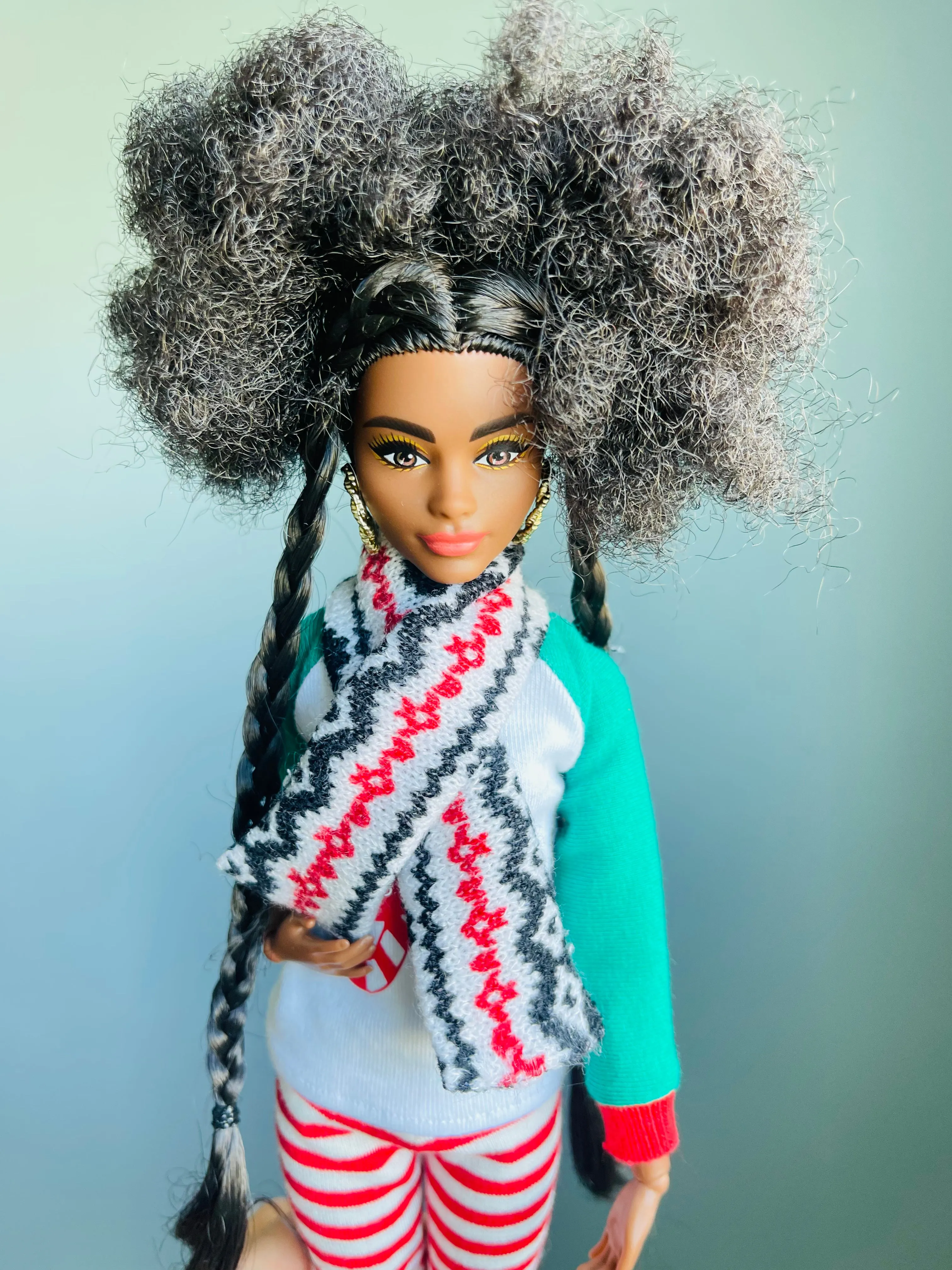 Knitted scarf for fashion dolls winter scarf