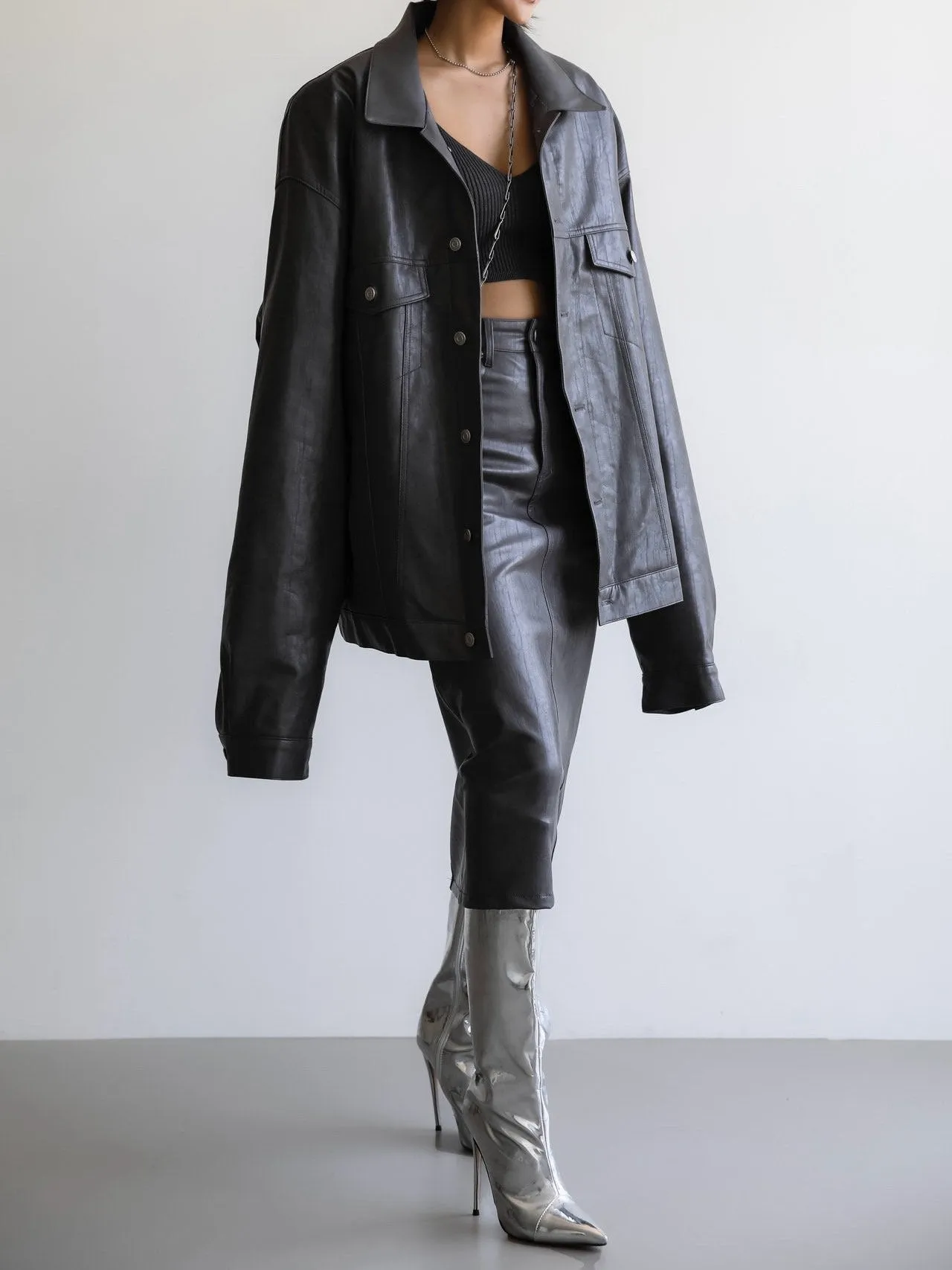 OVERSIZED VEGAN LEATHER TRUCKER JACKET